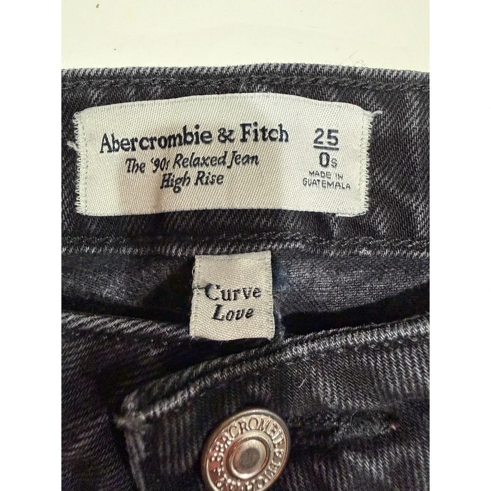 Abercrombie & Fitch Curve Love The 90s Relaxed Jean High Rise Black 25 0s - Picture 4 of 6